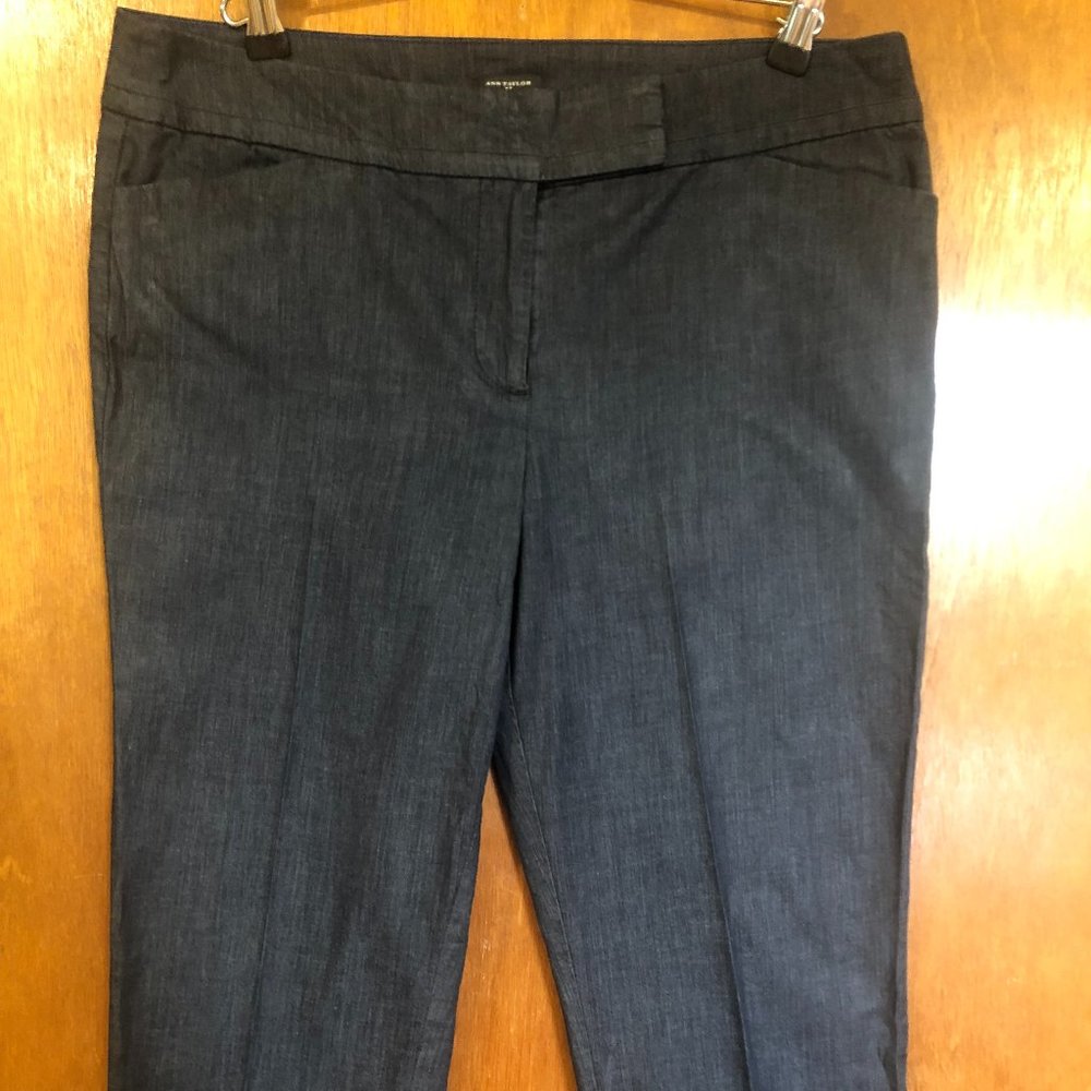 Ann Taylor Signature Capri Dark Chambray